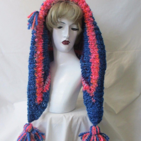 HAT NEW Knitted Handmade Hat 20\
